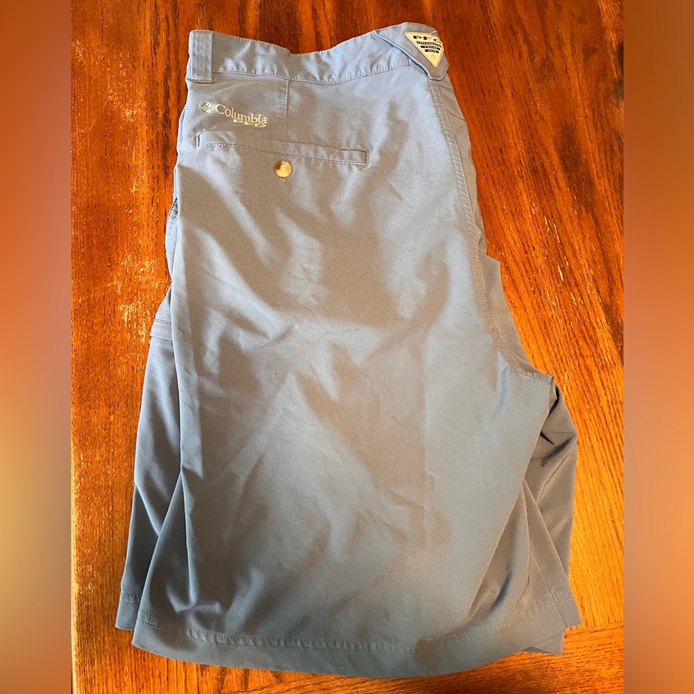 Columbia Shorts